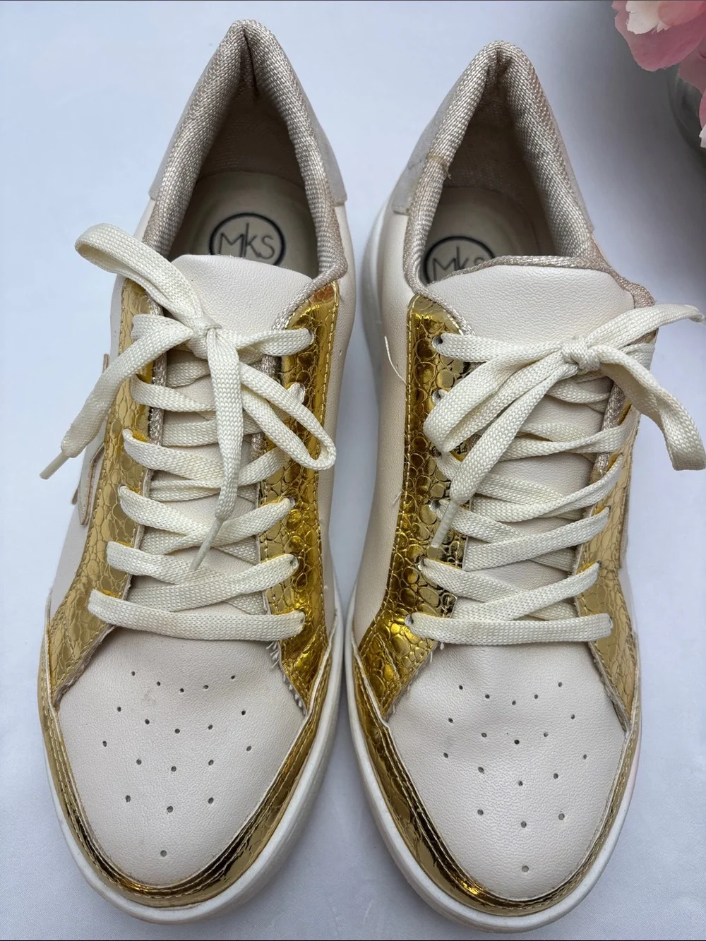 MKS Women’s 9 Cream‎ & Gold Metallic SnakeSkin Low-Top Sneakers #499
